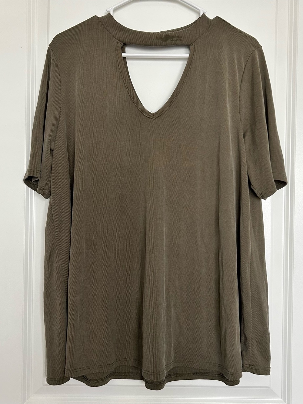 NWI (XL) Ribbed Olive Green Top